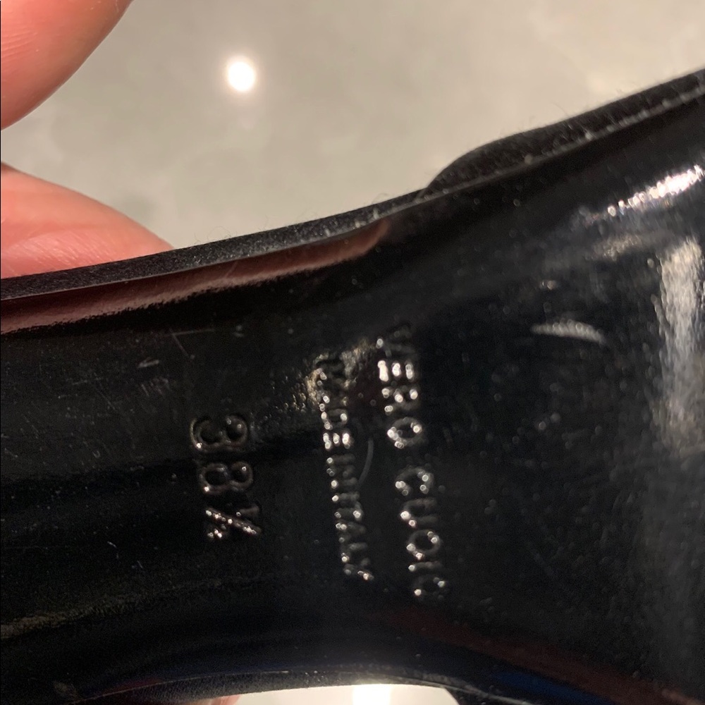 Hollywould Black Satin Heels - Sz 38.5 (US 8.5) - Picture 5 of 5